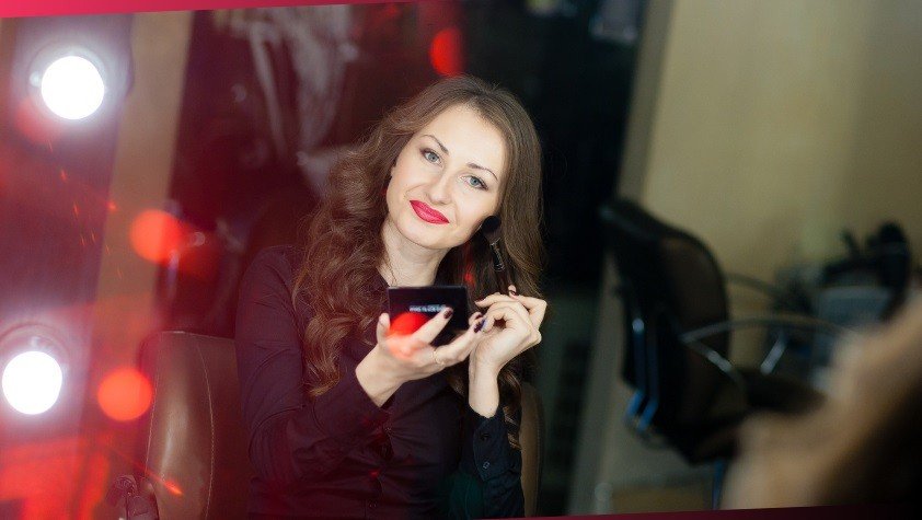 Red Carpet-Ready Makeup