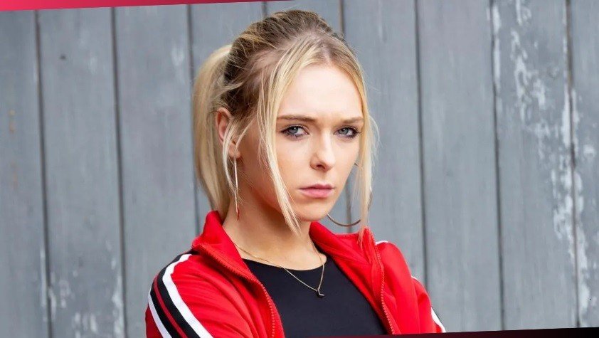 what happened to lauren in coronation street